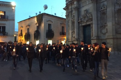 "Buon viaggio Marco", l'ultimo saluto di amici e conoscenti al "barman dell'Urban" - Corriere Salentino