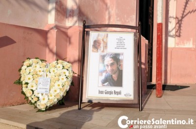 Omicidio Regoli: imputato condannato a 15 anni, la madre della vittima: "Questa non è giustizia" - Corriere Salentino