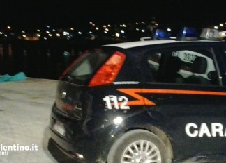 Tragedia nei mari del Salento: malore fatale mentre fa il bagno, muore 61enne