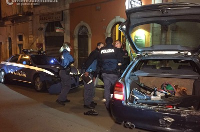 Inseguimento tra ladri ed agenti: banditi fuggono tra speronamenti e colpi di pistola - Corriere Salentino