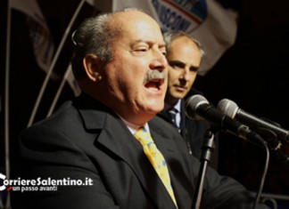 Tribunale: respinta domanda ex senatore Barba di restituzione della somma donata al nipote presunto ingrato