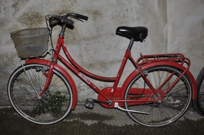 Bici rubate ritrovate a Lecce, ecco le foto della polizia per riconoscerle - Corriere Salentino