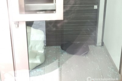 "Colpo" grosso in una gioielleria del centro, ladri ripuliscono vetrine e svuotano cassaforte - Corriere Salentino