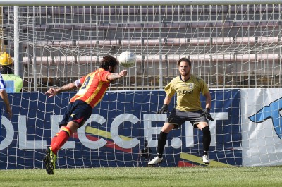 Lotta al primo posto finita. Il Lecce pareggia 0 a 0 con l’Akragas e sprofonda al terzo posto - Corriere Salentino