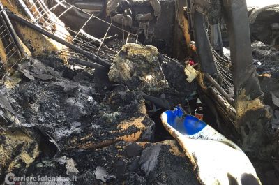 Notte "rovente" in città, bruciano tre auto e due scooter: si indaga sulle cause - Corriere Salentino