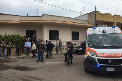 Fiamme nel negozio di detersivi, nube tossica nell'aria: evacuate due abitazioni  - Corriere Salentino