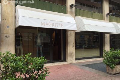 Ancora una "spaccata" in centro, ladri svaligiano negozio "Magritte": furto da oltre 50mila euro - Corriere Salentino