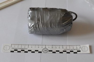 Armi, droga e reperti archeologici nel "box delle meraviglie": arrestato 32enne, denunciata la moglie - Corriere Salentino