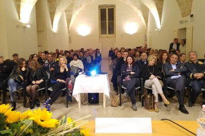 Come far tornare italiani gli «it-alieni»? Marcello Veneziani: «Ripartire dall'Italia comunità, riscoprire le radici» - Corriere Salentino