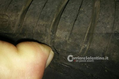 Intimidazione pre-voto: forate le gomme dell'auto del candidato-poliziotto - Corriere Salentino