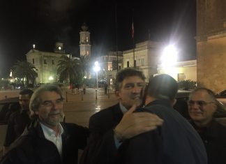 L’azzardo del Pd a Cavallino: l’inciucio con Forza Italia non paga. La resa dei conti con Serra: «Operazione vergogna»