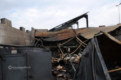 Incendio a Surano, calzaturificio distrutto dalle fiamme: danni ingenti - Corriere Salentino