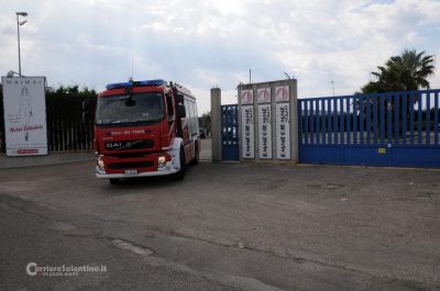 Incendio a Surano, calzaturificio distrutto dalle fiamme: danni ingenti - Corriere Salentino