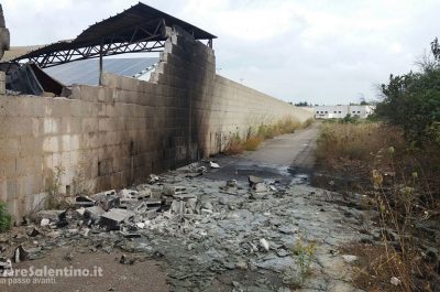 Incendio a Surano, calzaturificio distrutto dalle fiamme: danni ingenti - Corriere Salentino