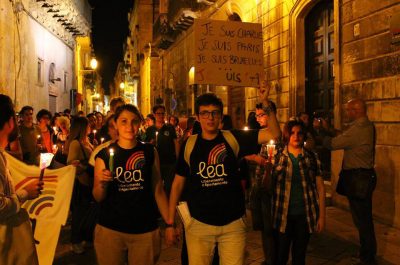 "Lecce for Orlando": in 500 sotto Porta Napoli in ricordo delle 49 vittime della strage di Orlando - Corriere Salentino