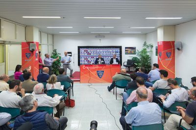 Us Lecce, presentazione del nuovo direttore sportivo. Mauro Meluso: “Sono qui per vincere” - Corriere Salentino
