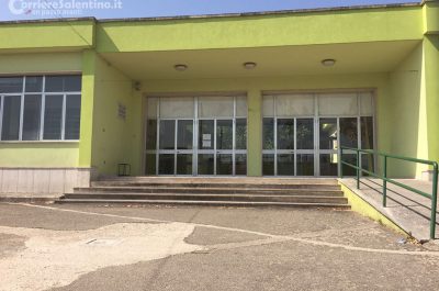 Cede durante la notte Solaio della scuola Maria Montessori di Dragoni: disposta la chiusura dell’edificio - Corriere Salentino