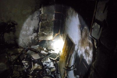 Casa distrutta dalle fiamme nel centro di Gallipoli: arrestato il figlio della proprietaria - Corriere Salentino