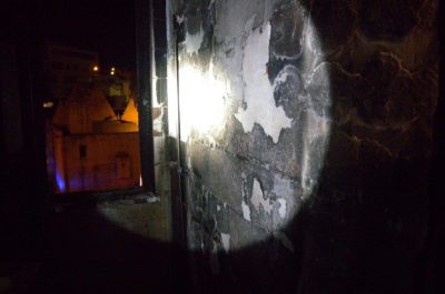 Casa distrutta dalle fiamme nel centro di Gallipoli: arrestato il figlio della proprietaria - Corriere Salentino