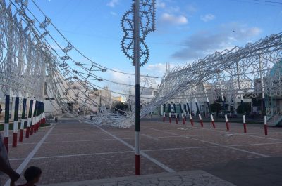 Raffiche di vento a Corsano, crollano le luminarie della festa di San Biagio - Corriere Salentino