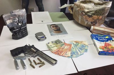 Circa tre chili di marijuana in casa: arrestato un 21enne - Corriere Salentino