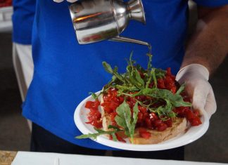 La “polemica della frisa” apre il dibattito sul nostro turismo ed emergono tante visioni differenti