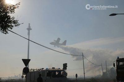 "Inferno" a Torre Mozza, evacuati agriturismi - Corriere Salentino
