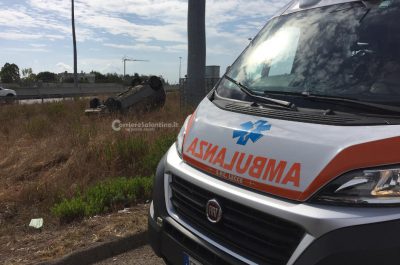 Esce fuori strada con l’auto, donna incinta finisce in ospedale - Corriere Salentino