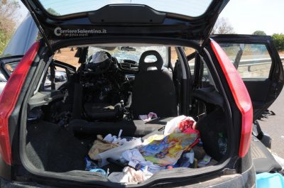 Scontro frontale sulla strada statale 274, mamma e due figlie in ospedale - Corriere Salentino