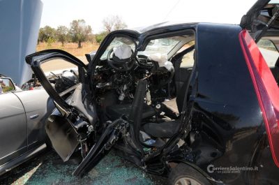 Scontro frontale sulla strada statale 274, mamma e due figlie in ospedale - Corriere Salentino