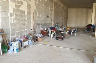 Lecce, scoperto cadavere di un clochard in un casolare abbandonato - Corriere Salentino