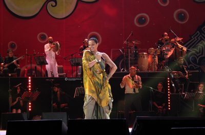 Musica, tradizione e solidarietà: grande successo per il concertone finale de La Notte della Taranta - Corriere Salentino