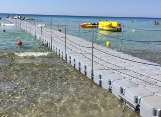 70 metri di passeggiata sul mare: domani 16 agosto l’inaugurazione del pontile delle Maldive del Salento