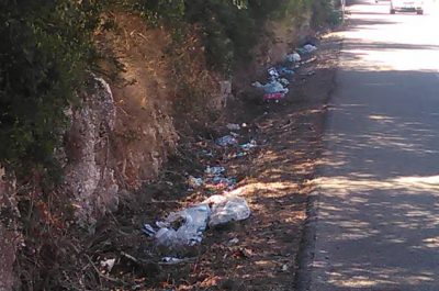 Rifiuti e amianto nel canale della Lecce-San Cataldo. D'Agata: "Un disastro ambientale" - Corriere Salentino