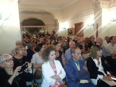 14483646_1075645809197855_1942970195_n