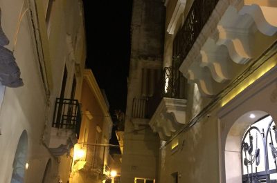 Serenate sotto casa e fuochi d'artificio, i matrimoni romantici sono ancora di moda a Gallipoli - Corriere Salentino