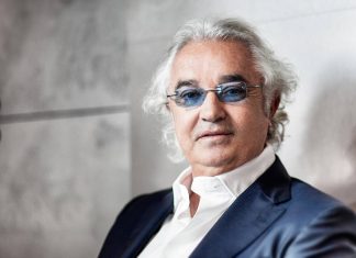 Briatore risponde a Poli Bortone: “Ho venduto il Twiga, ma verrò a Lecce”. Il sindaco insiste sul coinvolgimento dell’imprenditore per il porto