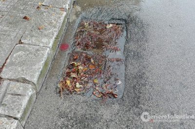 Maltempo, città paralizzata e agricoltura in ginocchio - Corriere Salentino