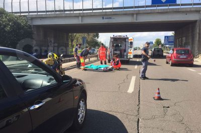 Tragedia all'ingresso della statale: 65enne perde il controllo della moto e muore sul colpo - Corriere Salentino
