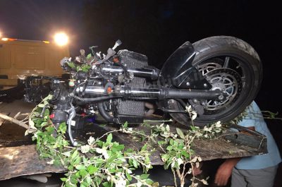 Finisce fuori strada con la moto: muore sul colpo giovane panettiere leccese - Corriere Salentino