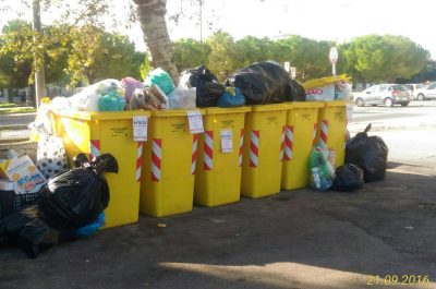 Raccolta differenziata alle Case Magno, la musica non cambia. Guido: "Vergognoso" - Corriere Salentino