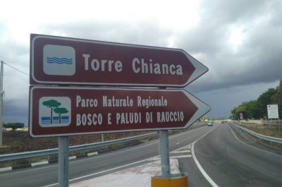 Parco di Rauccio, arriva la segnaletica stradale verticale, Guido: "Valorizziamo al meglio le nostre risorse naturali" - Corriere Salentino