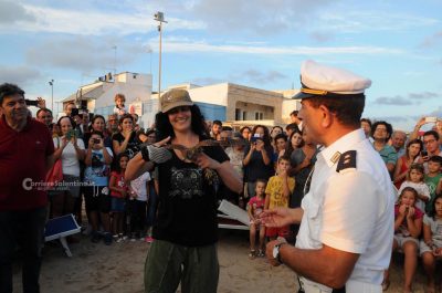 Una tartaruga e tre gheppi tornano in libertà nella Marina di Torre Pali - Corriere Salentino