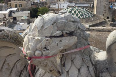 Torna al suo posto la testa del Pellicano sulla facciata della Chiesa del Gesù - Corriere Salentino