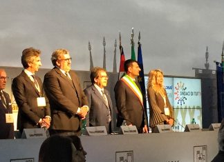 Anci: Decaro eletto presidente