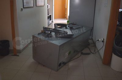 Scorribanda notturna nell'Istituto di Nanoscienze, rubati tre pc ed una reflex - Corriere Salentino