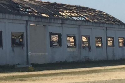 Incendio distrugge "Mercatino dell'usato" di Surano, danni ingenti: si indaga sulle cause - Corriere Salentino