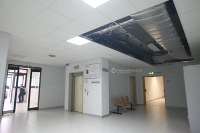 Tromba d'aria, crolla il controsoffitto al Fazzi. Danni e disagi in tutta la provincia - Corriere Salentino