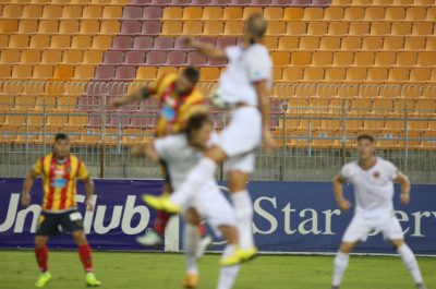 Caturano stende la Reggina e porta il Lecce in testa alla classifica - Corriere Salentino