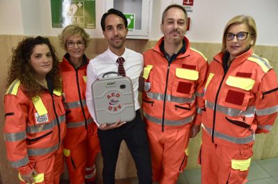 Donato un defibrillatore alla casa dello studente "Maria Corti", è la prima residenza universitaria pugliese - Corriere Salentino
